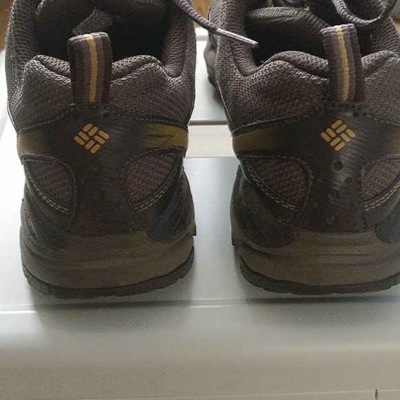 8.5 Columbia techlite sneakers - Picture 4 of 9